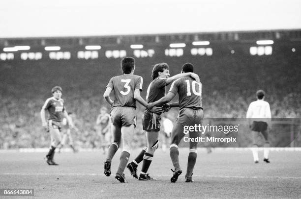 Liverpool 5-0 Nottingham Forest, league match at Anfield, Wednesday 13th April 1988. Gary Ablett No3, Ray Houghton, John Barnes No10.