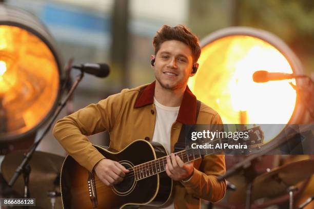 Niall Horan performs on NBC's "Today" Show at Rockefeller Plaza on October 26, 2017 in New York City.