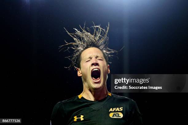 Wout Weghorst of AZ Alkmaar celebrates 0-2 during the Dutch KNVB Beker match between Almere City v AZ Alkmaar at the Yanmar Stadium on October 26,...