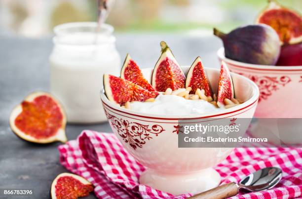 breakfast with plain yogurt and figs - curd cheese stock pictures, royalty-free photos & images