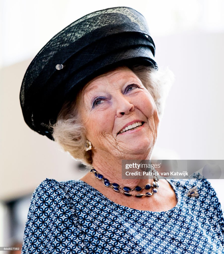 Princess Beatrix Opens Cultural Center Zinder In  Tiel