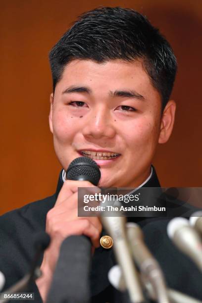 Kotaro Kiyomiya of Waseda Jitsugyo High School speaks during a press conference after picked up by Hokkaido Nippon Ham Fighters after the 2017...