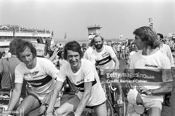 Emerson Fittipaldi, Arturo Merzario, Henri Pescarolo, Jacques Laffite, Grand Prix of France, Circuit Paul Ricard, 04 July 1976. Drivers Emerson...