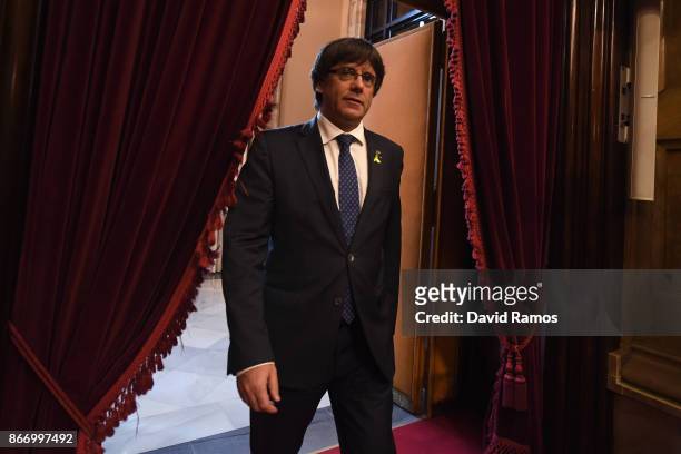 Catalan President Carles Puigdemont arrives at the Catalan Government building Generalitat de Catalunya on October 27, 2017 in Barcelona, Spain. MPs...
