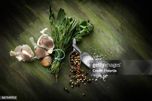 seasoning: garlic, bouquet garni, salt and pepper still life - bouquet garni stock pictures, royalty-free photos & images
