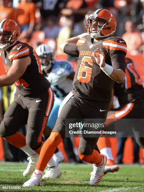 Quarterback Cody Kessler of the Cleveland Browns throws a pass in overtime of a game on October 22, 2017 against the Tennessee Titans at FirstEnergy...