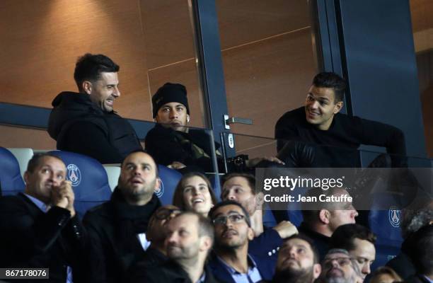 Thiago Motta, Neymar Jr, Hatem Ben Arfa of PSG attend the French Ligue 1 match between Paris Saint-Germain and OGC Nice at Parc des Princes stadium...