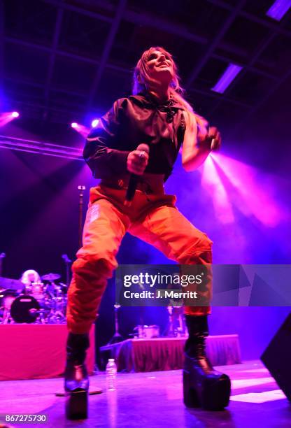 Recording artist Daya performs during the Kiss 96.1 Halloween Party 2017 at Stage AE on October 27, 2017 in Pittsburgh, Pennsylvania.