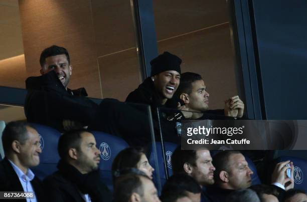 Thiago Motta, Neymar Jr, Hatem Ben Arfa of PSG attend the French Ligue 1 match between Paris Saint-Germain and OGC Nice at Parc des Princes stadium...