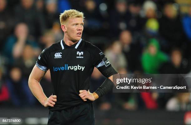 Sam Cross Sam Cross Photos and Premium High Res Pictures - Getty Images