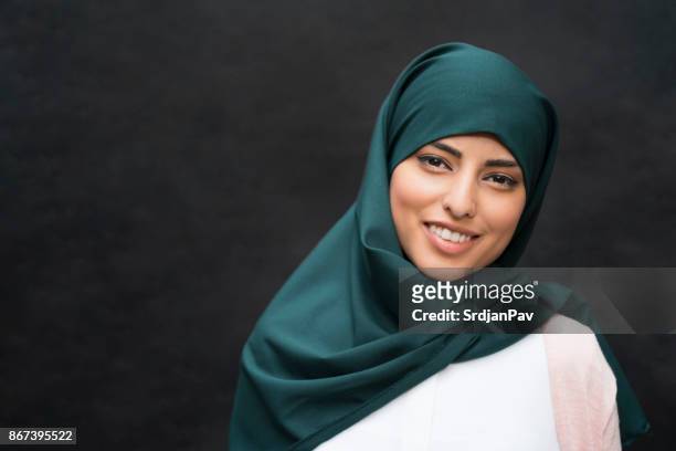 muslim beauty - arabic style stock pictures, royalty-free photos & images