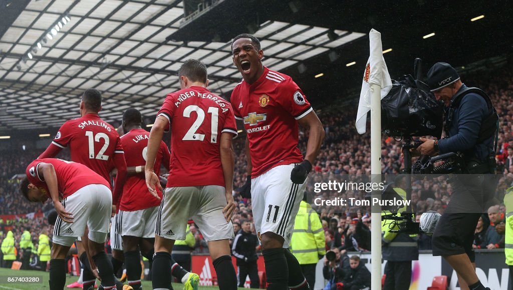 Manchester United v Tottenham Hotspur - Premier League