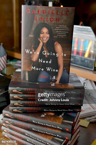 General view of books on display during actor/ Gabrielle Union News  Photo - Getty Images