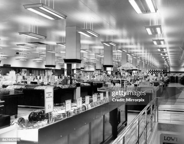 British Home Stores, New Street, Birmingham, 1st May 1958.