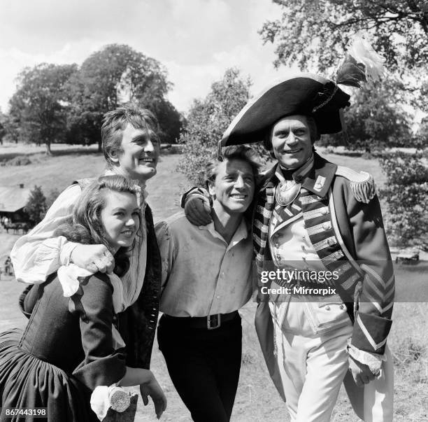 Janette Scott, Kirk Douglas, Burt Lancaster and Laurence Olivier on the set of 'The Devil's Disciple' in Tring Park, Hertfordshire, 30th July 1958.