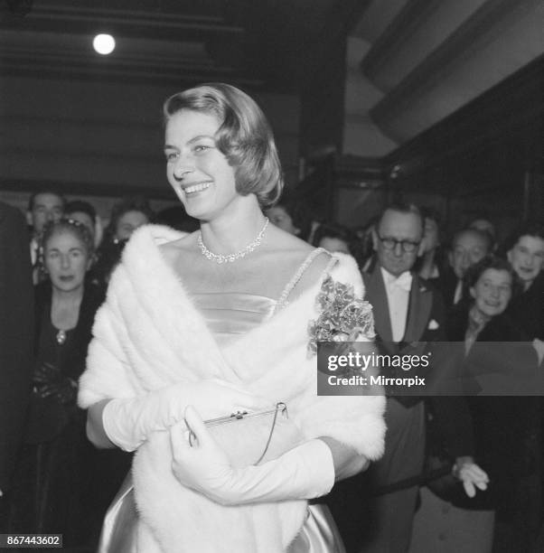 The Inn of the Sixth Happiness, film premiere at The Odeon, Leicester Square, London, Sunday 23rd November 1958. Ingrid Bergman who plays the...