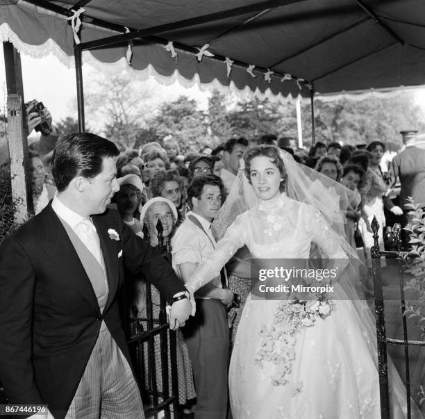 The wedding of Julie Andrews and Tony Walton at St Mary Oatlands Church, Weybridge, Surrey, 10th May 1959.