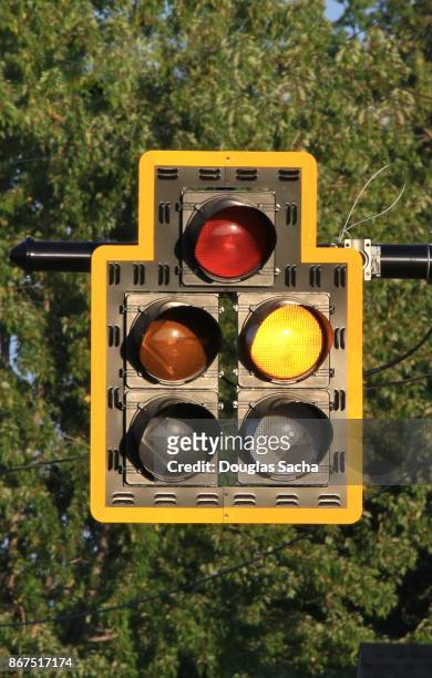 overhead roadway traffic light - traffic light control box stock pictures, royalty-free photos & images