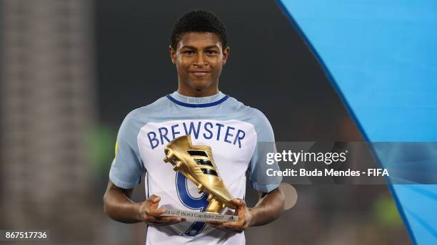 Rhian Brewster of England poses with adidas Golden Booth Award during the FIFA U-17 World Cup India 2017 Final match between England and Spain at...