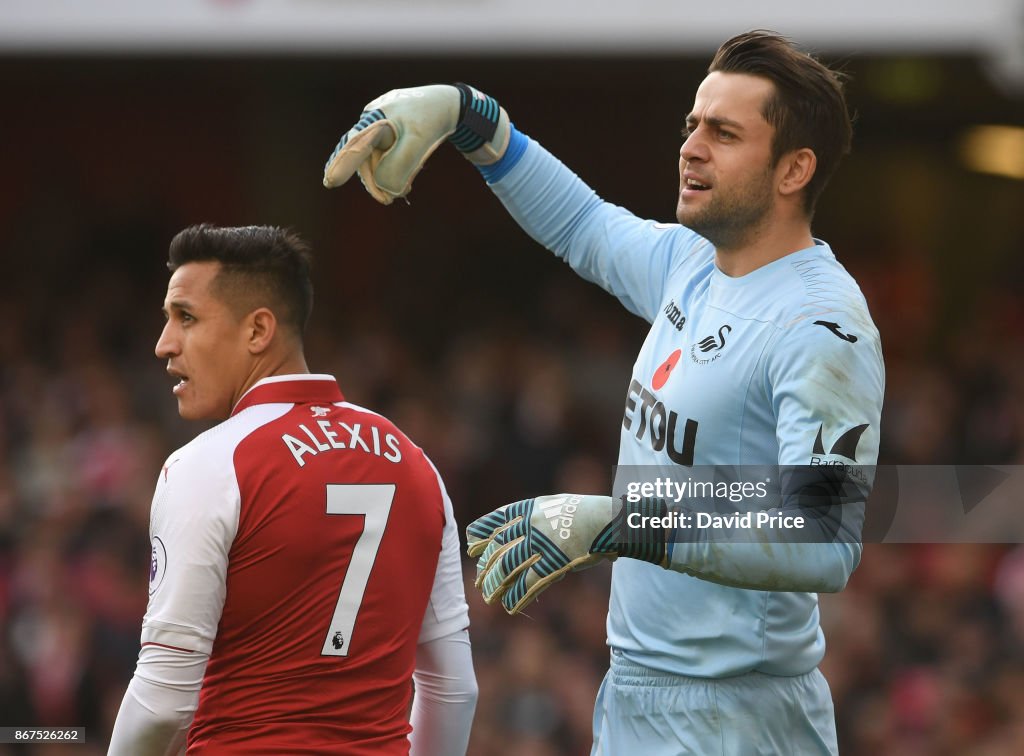 Arsenal v Swansea City - Premier League