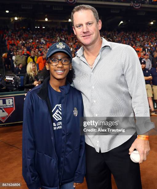 Houston Astros Legend Roy Oswalt poses for a photo with Paris Jackson of the Boys & Girls Clubs of Greater Houston Stafford Club after delivering the...