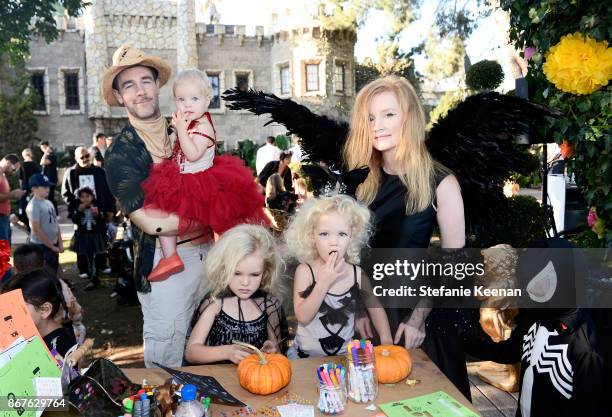 James Van Der Beek, Emilia Van Der Beek, Annabel Leah Van Der Beek, Olivia Van Der Beek, Kimberly Van Der Beek, and Joshua Van Der Beek at the Cybex...