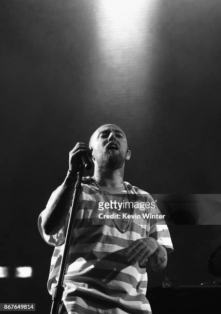 Mac Miller performs on Camp Stage during day 1 of Camp Flog Gnaw Carnival 2017 at Exposition Park on October 28, 2017 in Los Angeles, California.