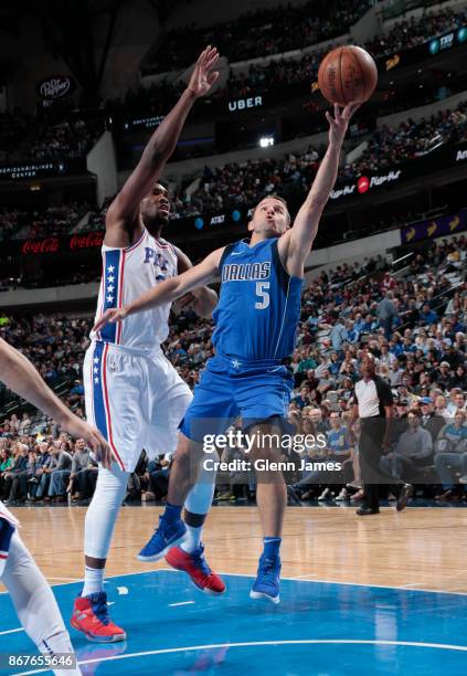 Barea of the Dallas Mavericks shoots the ball against the Philadelphia 76ers on October 28, 2017 at the American Airlines Center in Dallas, Texas....