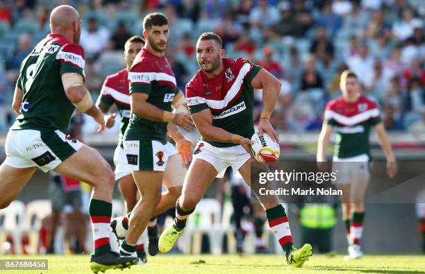 Robbie Farah of Lebanon in action during the 2017 Rugby League World Cup match between France and Lebanon at Canberra Stadium on October 29, 2017 in...