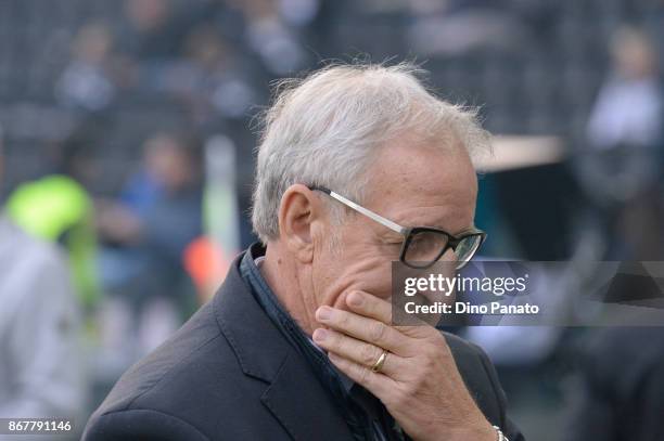 Head coach of Udinese Luigi Delneri looks on during the Serie A match between Udinese Calcio and Atalanta BC at Stadio Friuli on October 29, 2017 in...