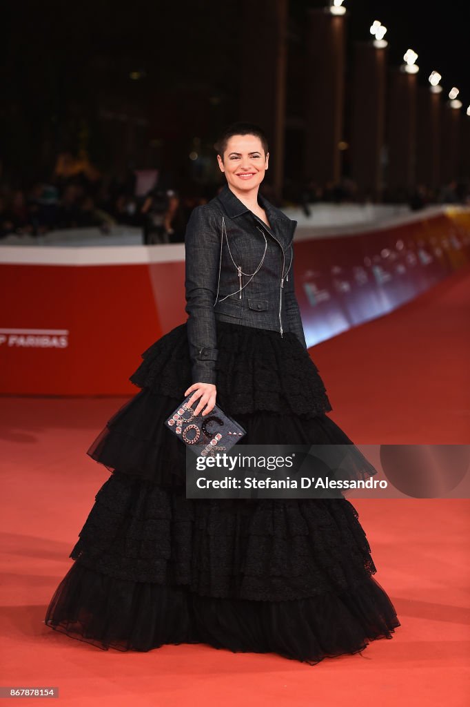Silvia Salemi walks a red carpet for 'Prendre La Large' during the