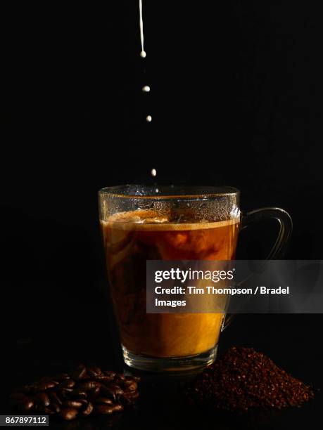 clouds in your coffee - coffee with chocolate stock-fotos und bilder