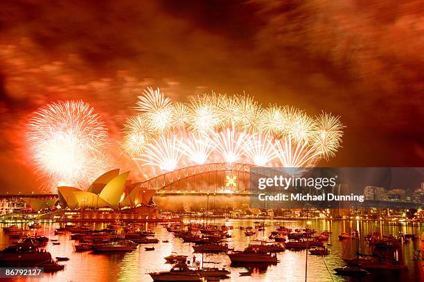 sydney new year's eve - sydney harbour boats stock pictures, royalty-free photos & images