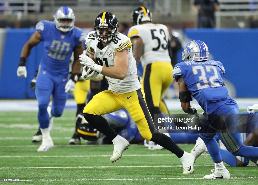 Pittsburgh Steelers v Detroit Lions