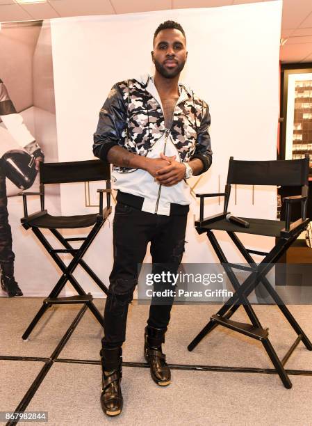 Singer Jason Derulo at Bloomingdale's Celebrates LVL XIII Men's Luxury Wear at Bloomingdale's Lenox Square Mall on October 29, 2017 in Atlanta,...