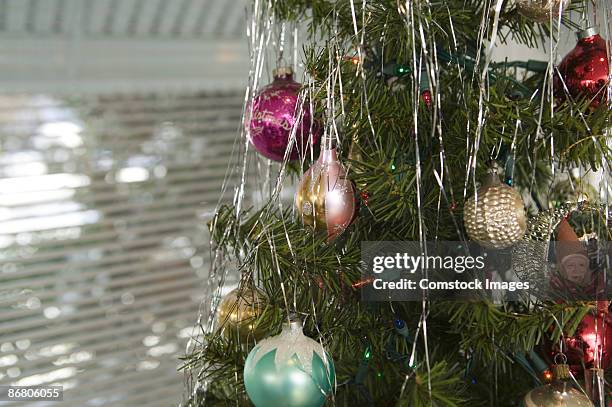 christmas tree - tinsel stock pictures, royalty-free photos & images