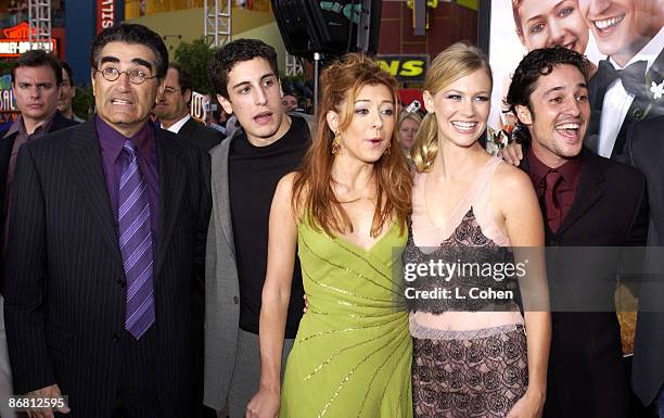 Castmembers of "American Wedding" Eugene Levy, Jason Biggs, Alyson Hannigan, January Jones, Thomas Ian Nicholas