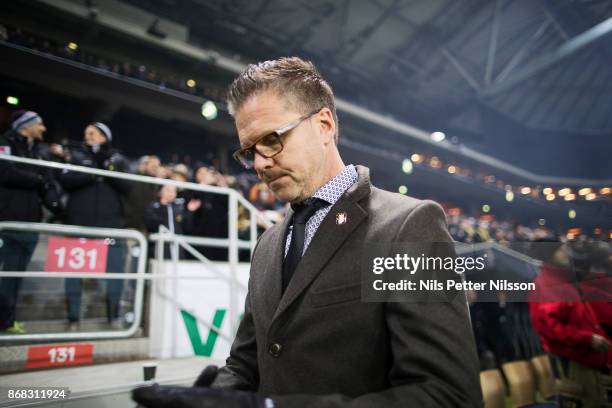 Rikard Norling, head coach of AIK during the Allsvenskan match between AIK and IFK Goteborg at Friends arena on October 30, 2017 in Solna, Sweden.