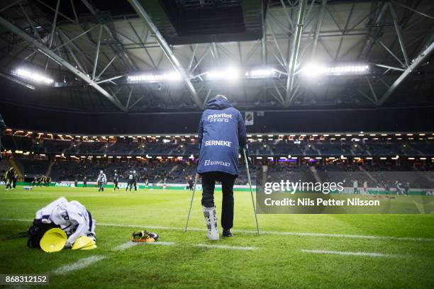 Torbjorn Nilsson, assistant coach of IFK Goteborg on crutches ahead of the Allsvenskan match between AIK and IFK Goteborg at Friends arena on October...