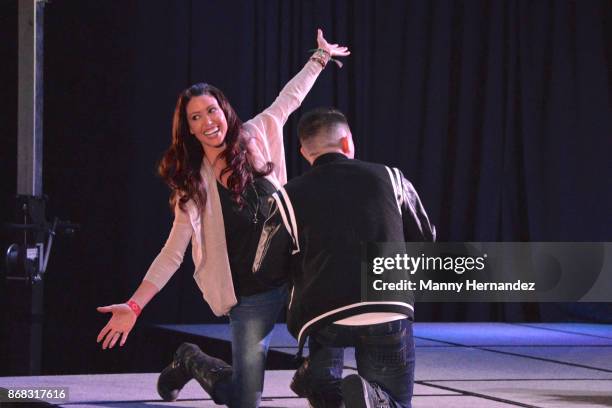 Shannon Elizabeth at the Spooky Empire Horror Convention at the Hyatt Regency on October 28, 2017 in Orlando, Florida.