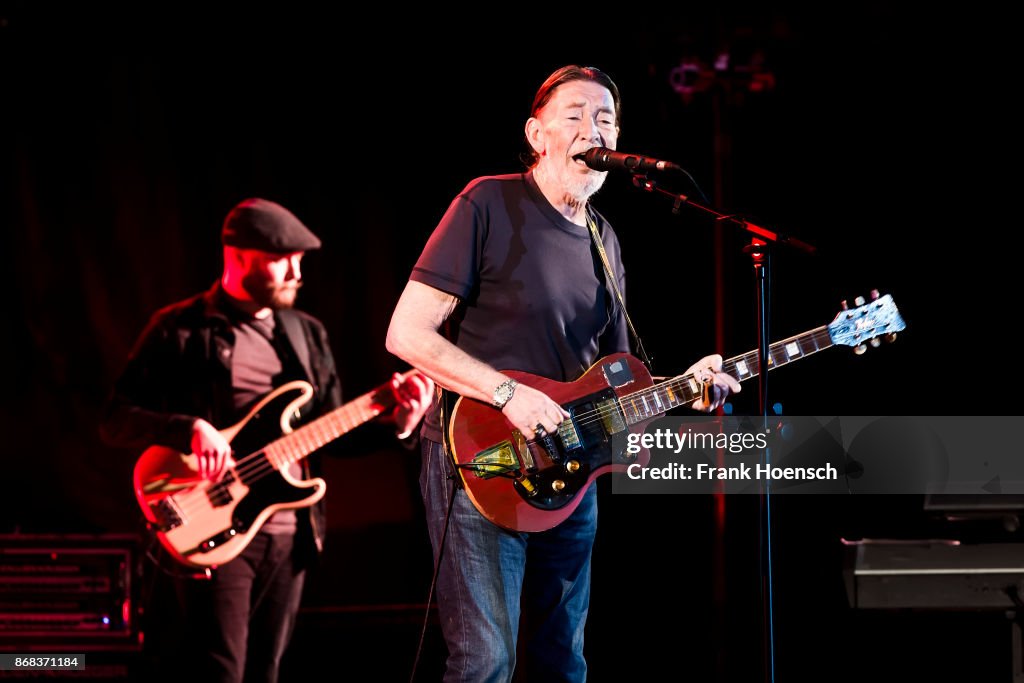 Chris Rea Performs In Berlin
