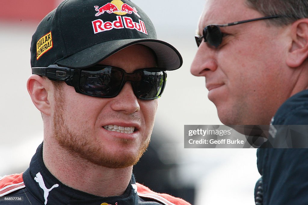 Southern 500 Qualifying