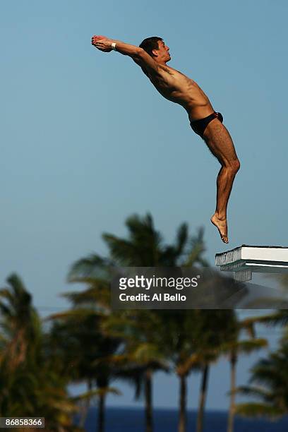 Nick McCrory of the USA dives during the Men Platform Semi Finals at the Fort Lauderdale Aquatic Center during Day 2 of the AT&T USA Diving Grand...