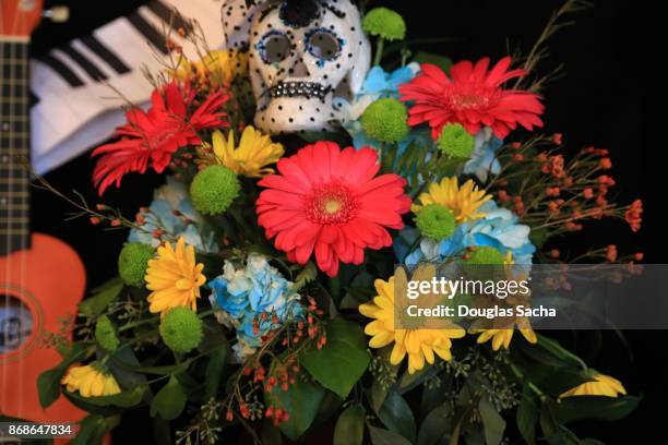 mexican day of the dead shrine of remembrance (dia de muertos) - festival float stock pictures, royalty-free photos & images