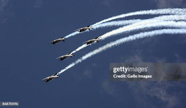 Planes perform an aerial display at the inauguration ceremony of Jacob Zuma on May 9, 2009 in Pretoria, South Africa. Jacob Gedleyihlekisa Zuma is...