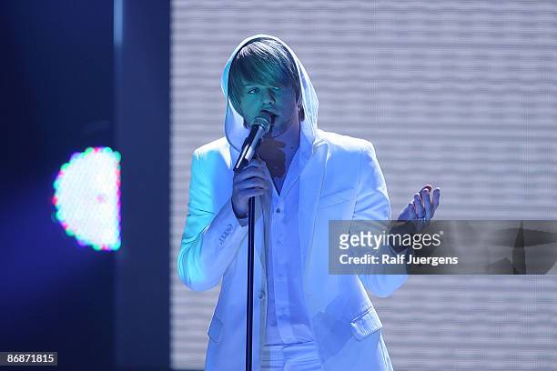 Daniel Schuhmacher performs his song during the rehearsal for the singer qualifying contest DSDS 'Deutschland sucht den Superstar' final show on May...