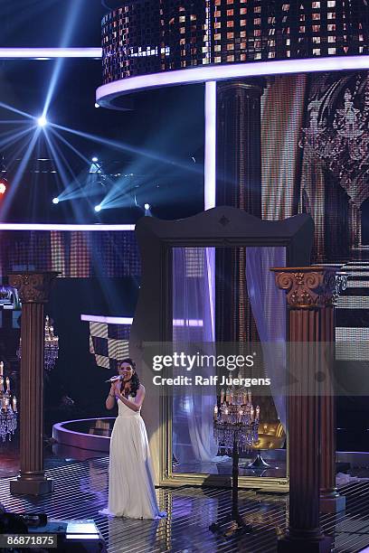 Sarah Kreuz performs her song during the rehearsal for the singer qualifying contest DSDS 'Deutschland sucht den Superstar' final show on May 09,...