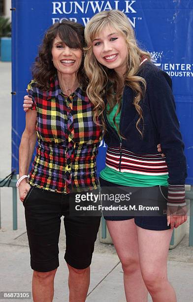 Actress Jennette McCurdy and her mother attend the 16th annual EIF Revlon Run/Walk for Women on May 9, 2009 in Los Angeles, California.