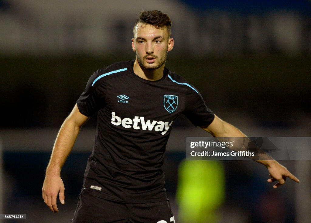 Bristol Rovers v West Ham United - EFL Checkatrade Trophy