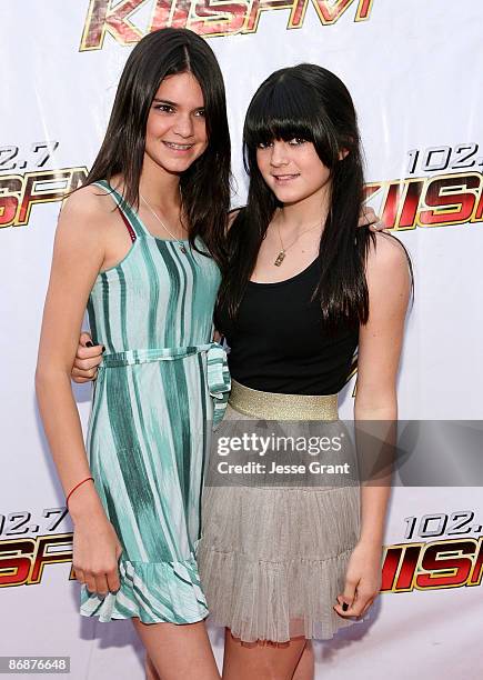 Kendall Jenner and Kylie Jenner arrive at 102.7 KIIS-FM's Wango Tango 2009 at the Verizon Wireless Amphitheater on May 9, 2009 in Irvine, California.
